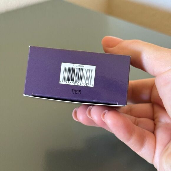 Tarte Creaseless Loose Setting Powder Translucent Yellow Full Size New In Box .2 - Picture 3 of 5